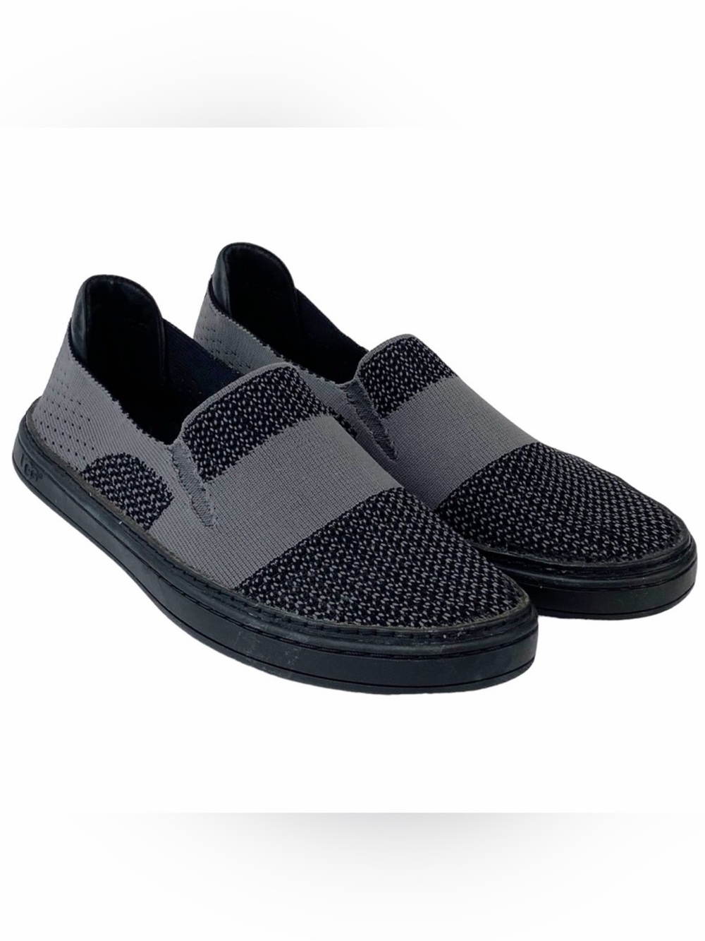 UGG Sammy Slip On Shoe Women’s Size 7.5 Black Grey Knit Upper